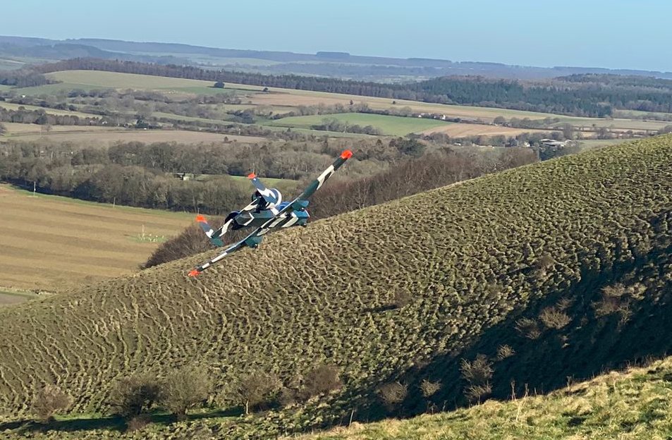 A10-26 Win Green maiden - low fly away